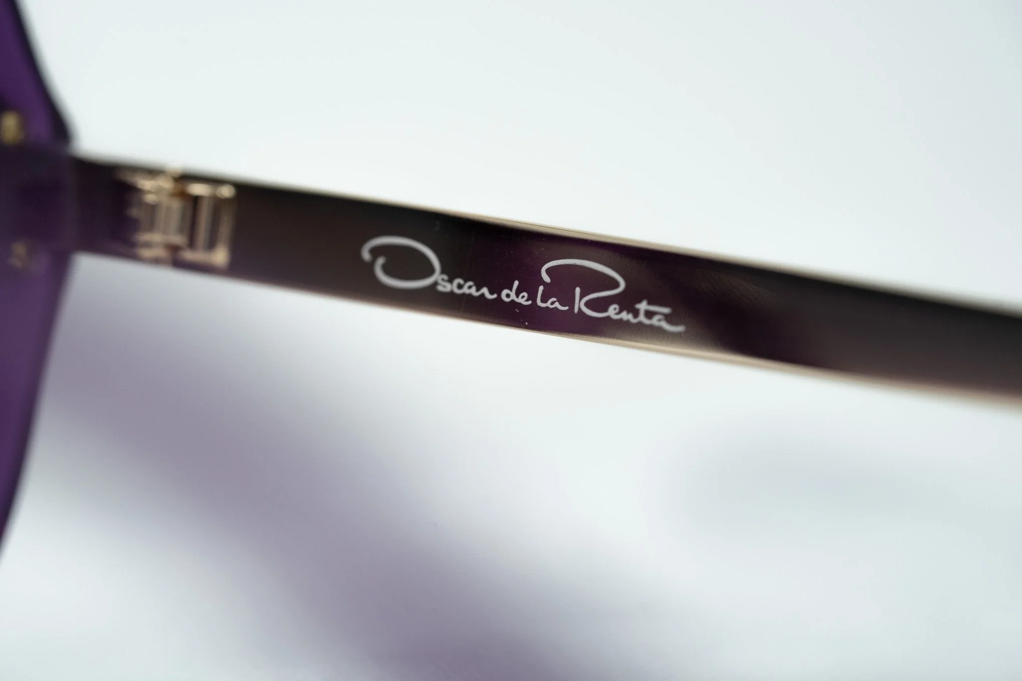 Oscar De La Renta Sunglasses Oversized Purple and Grey - Image 14