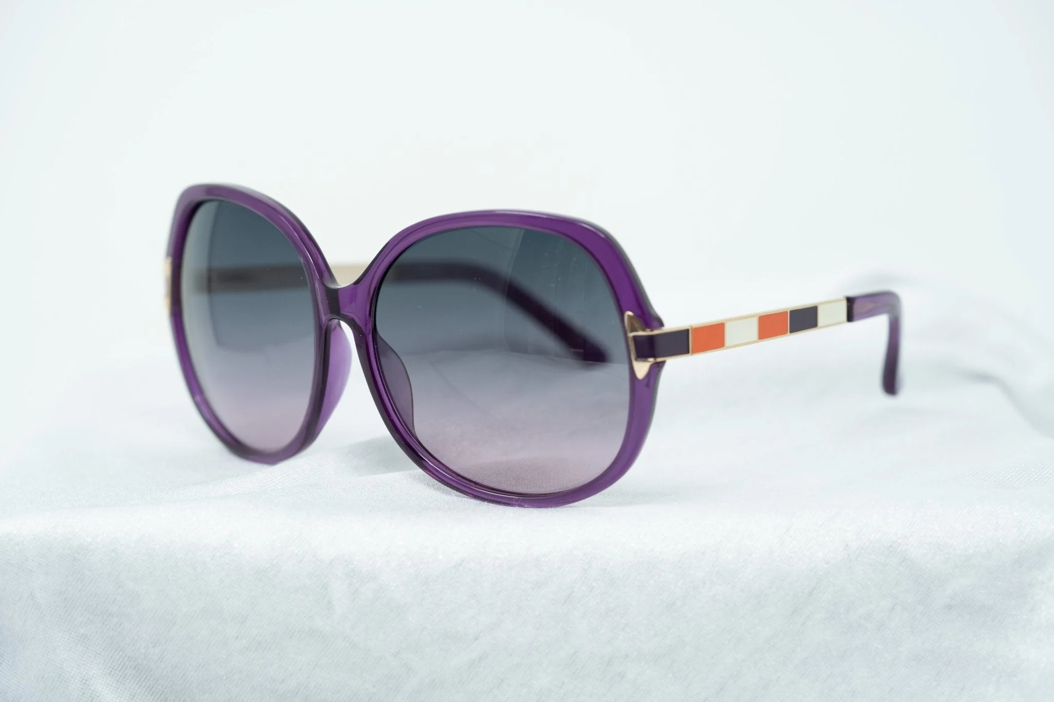 Oscar De La Renta Sunglasses Oversized Purple and Grey - Image 5
