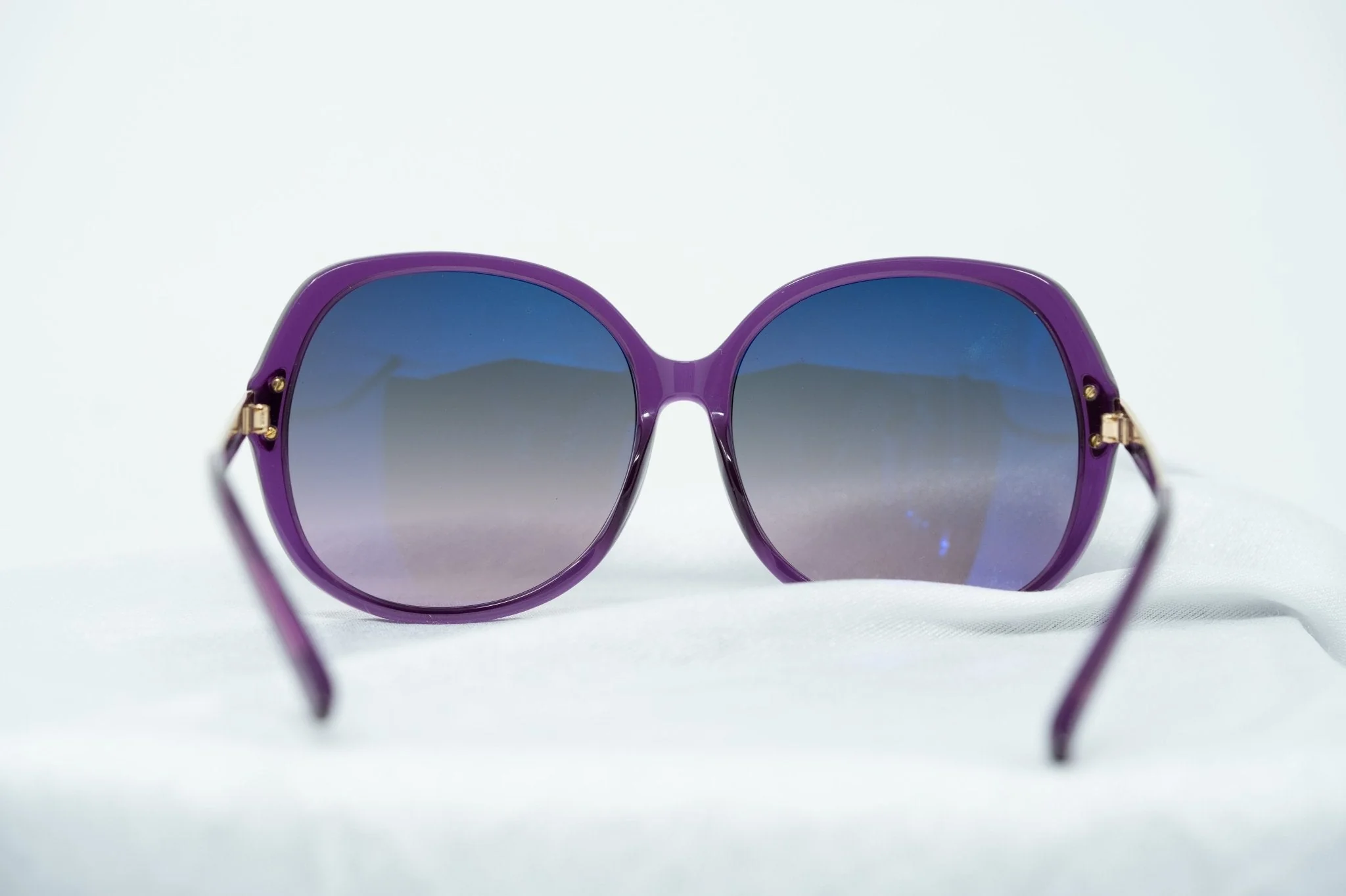 Oscar De La Renta Sunglasses Oversized Purple and Grey - Image 6