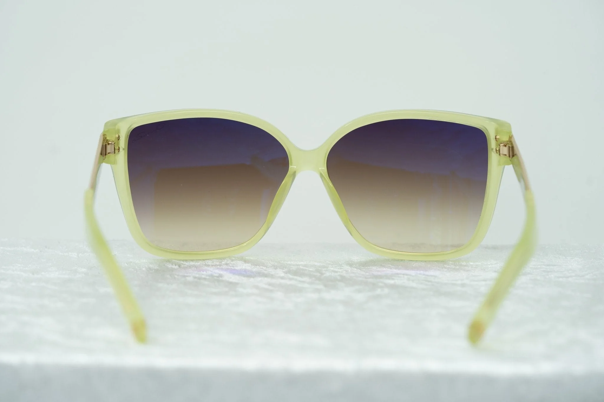 Oscar De La Renta Sunglasses Oversized Green and Brown - Image 6