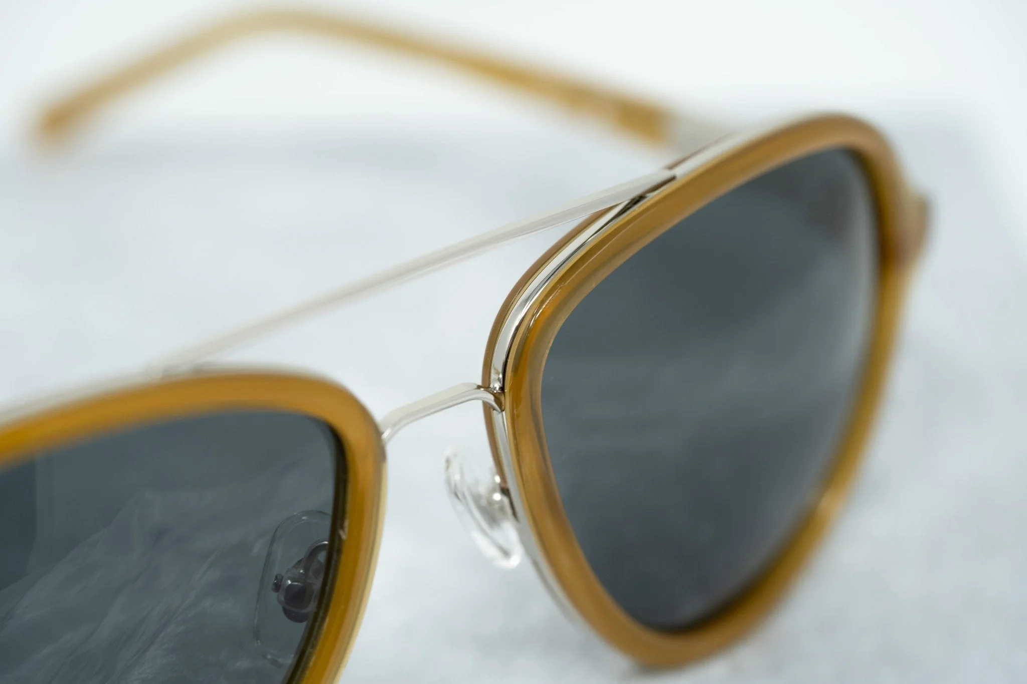 Phillip Lim Men's Sunglasses Honey and Fog Green - Image 7