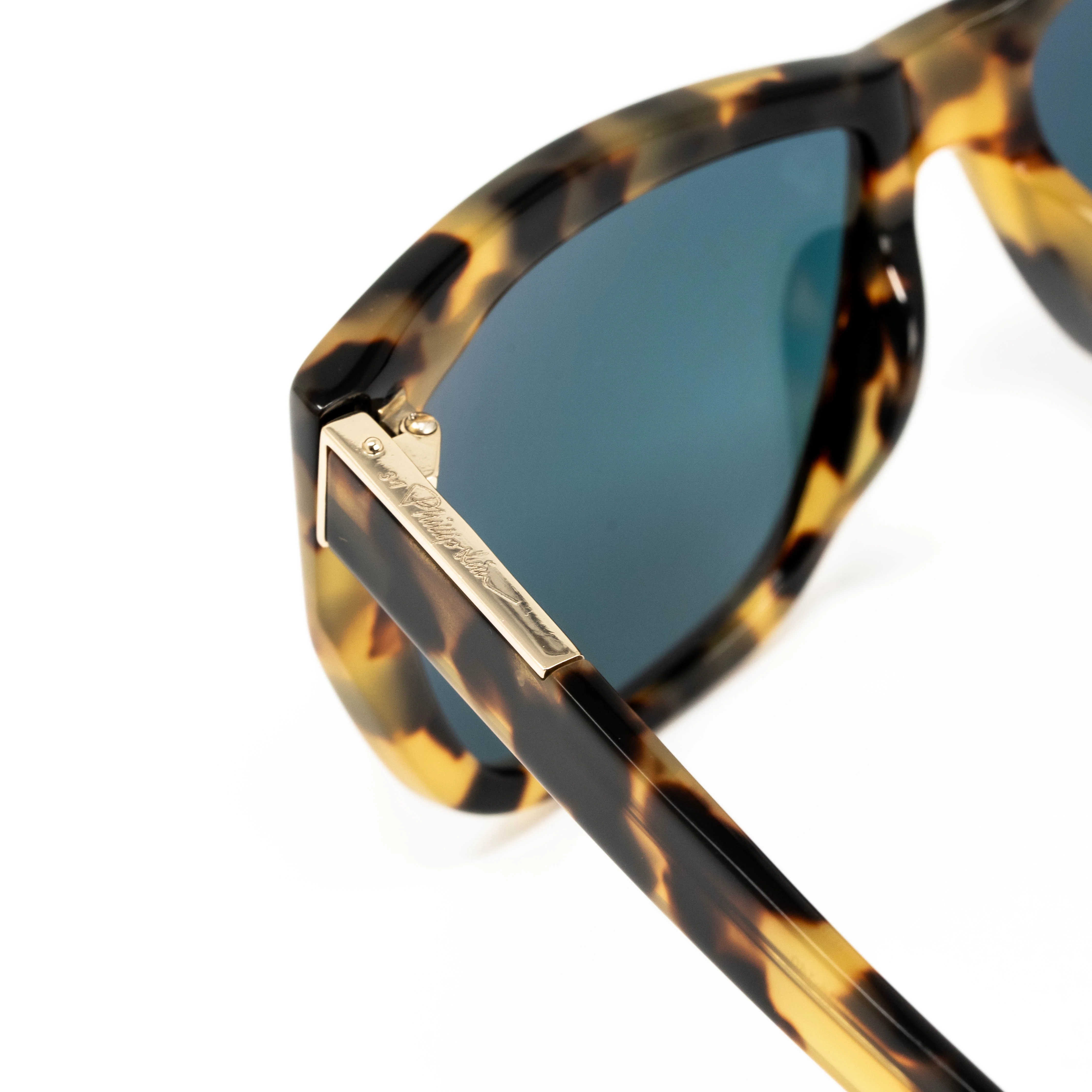 Phillip Lim x Linda Farrow Tortoiseshell Sunglasses - Image 4