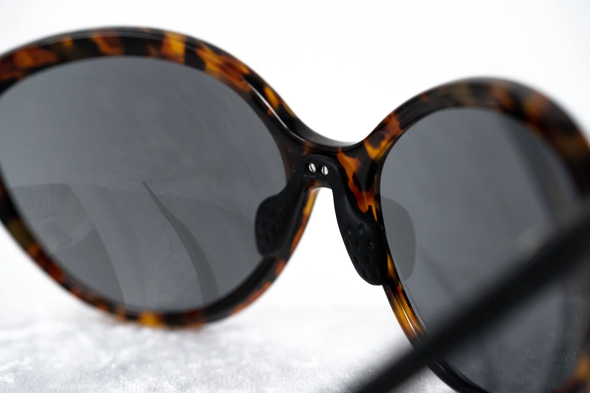 Prabal Gurung Sunglasses Oversized TortoiseShell and Grey - Image 7
