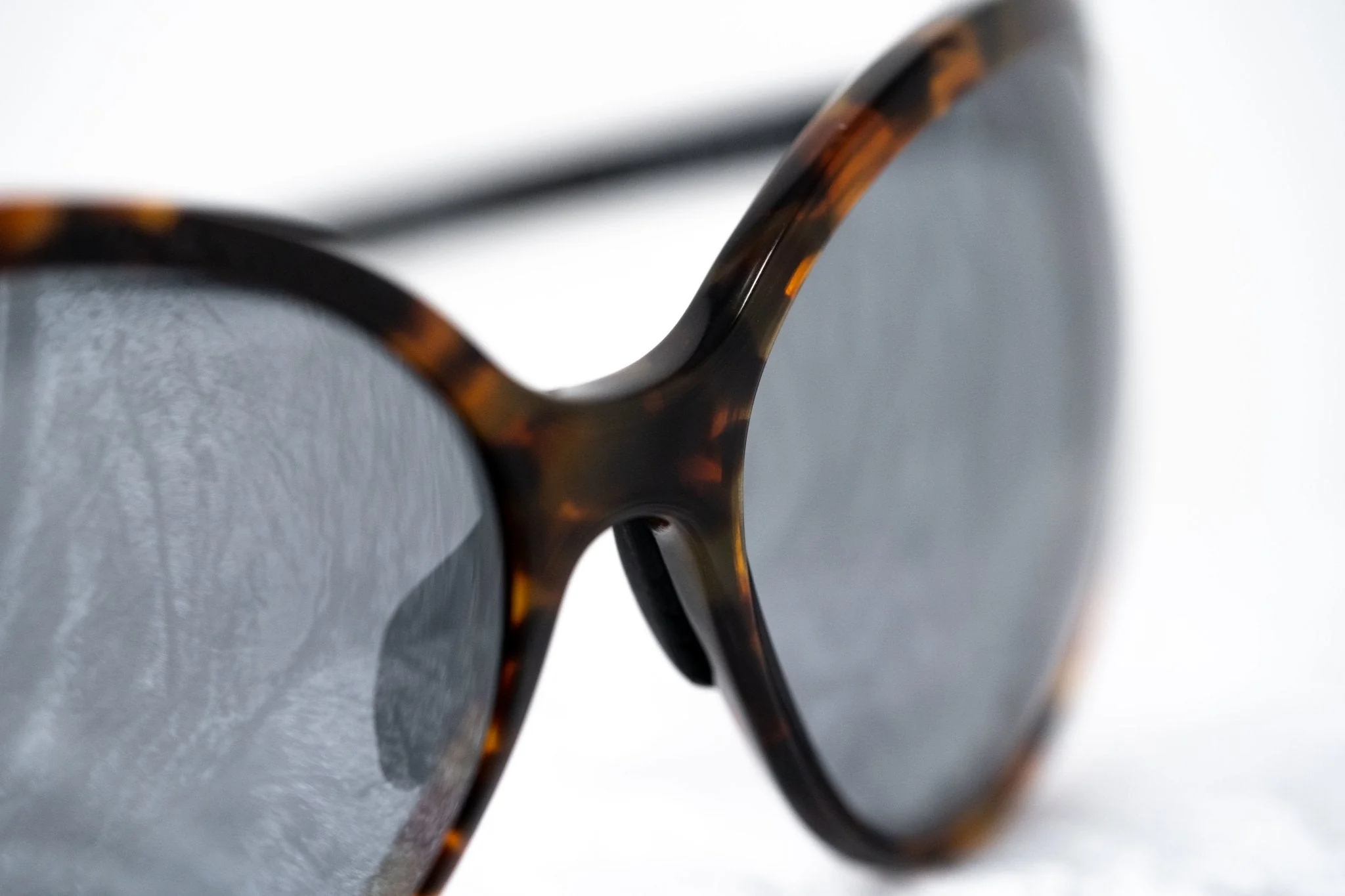 Prabal Gurung Sunglasses Oversized TortoiseShell and Grey - Image 8