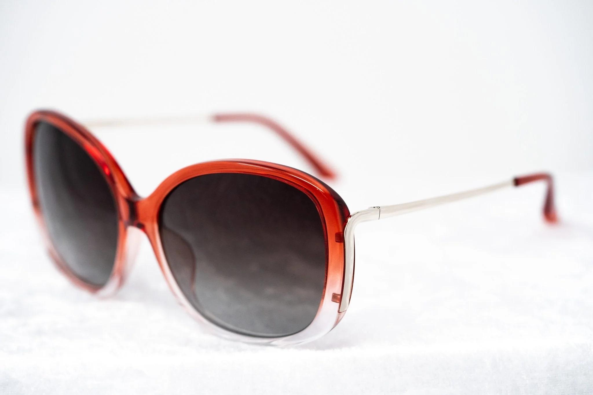 Prabal Gurung Sunglasses Oversized Red and Grey - Image 5