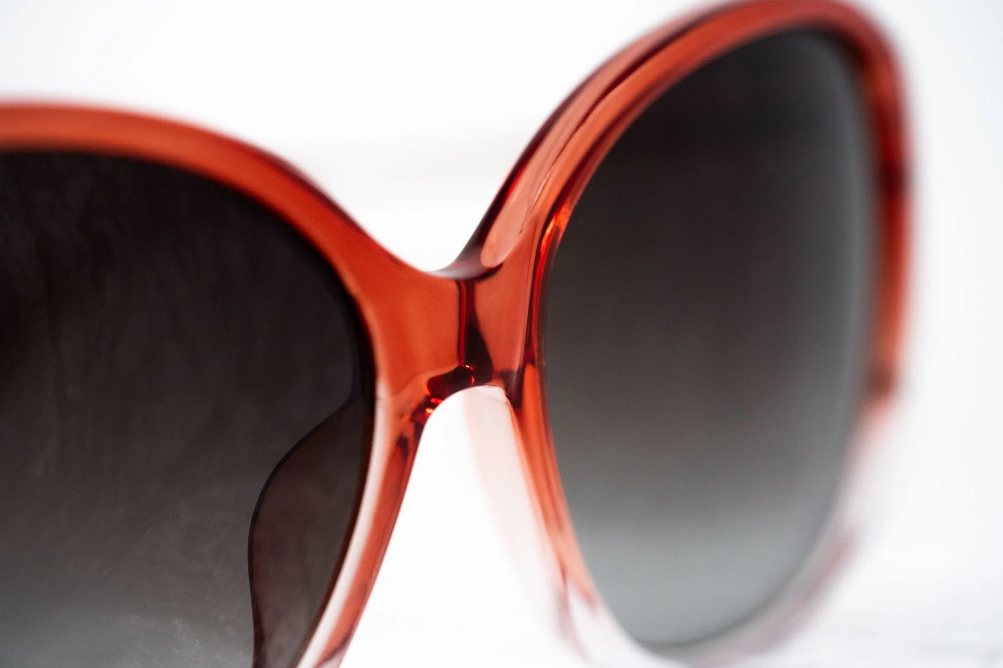 Prabal Gurung Sunglasses Oversized Red and Grey - Image 8