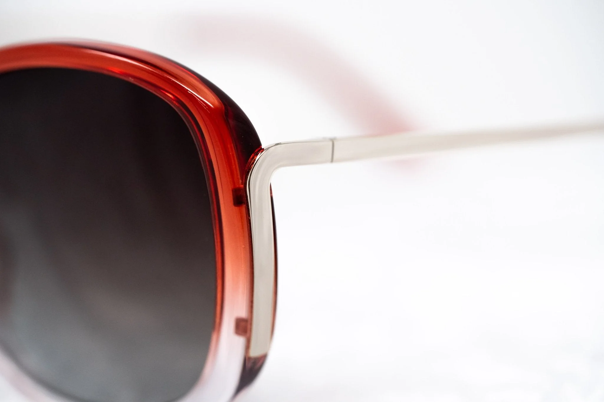 Prabal Gurung Sunglasses Oversized Red and Grey - Image 9