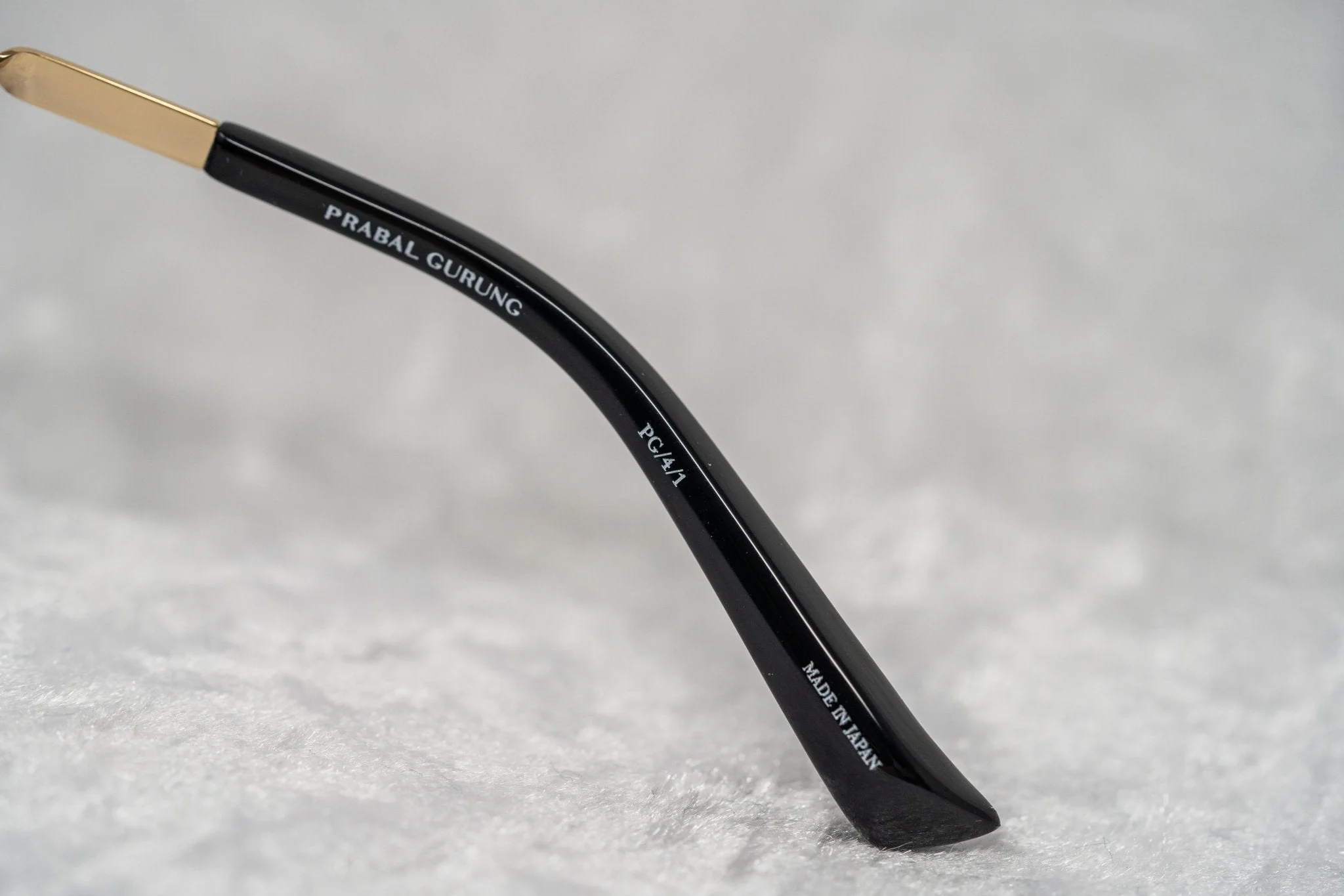 Prabal Gurung Sunglasses Rectangular Black and Grey - Image 9