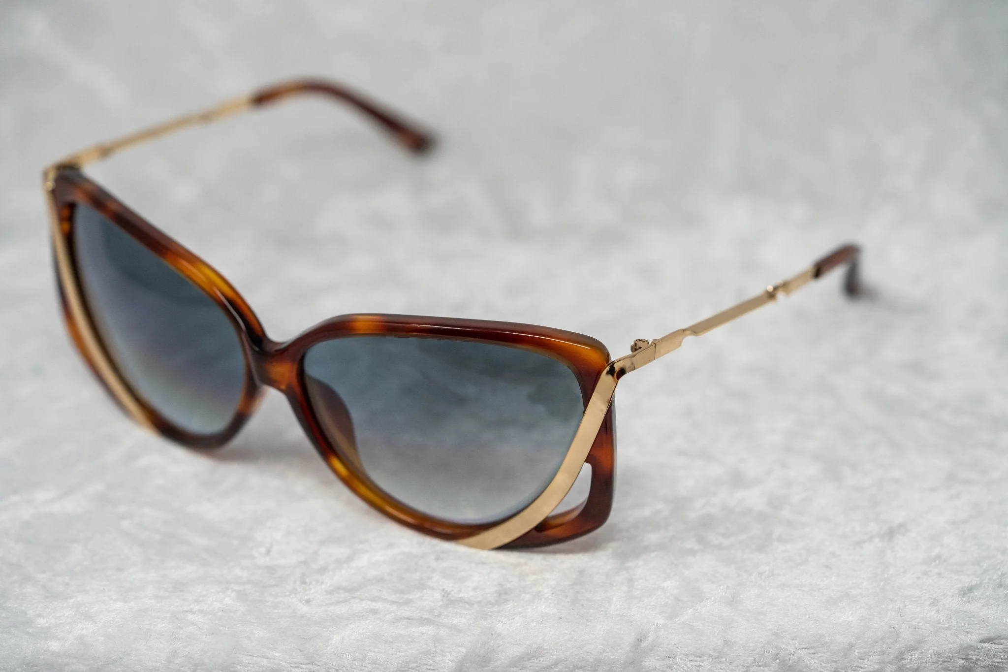 Prabal Gurung Sunglasses Rectangular Tortoise Shell and Grey - Image 5