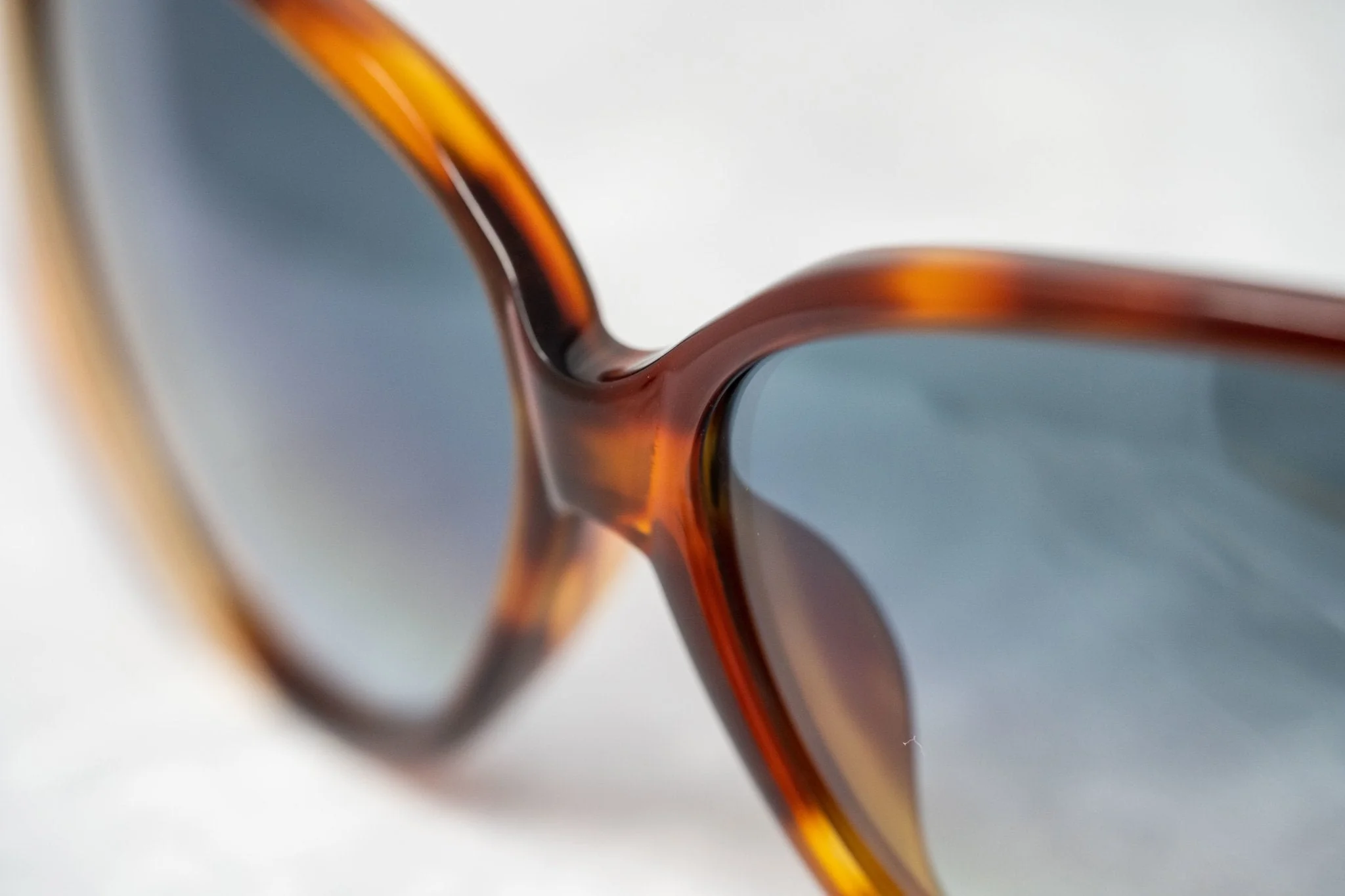 Prabal Gurung Sunglasses Rectangular Tortoise Shell and Grey - Image 6