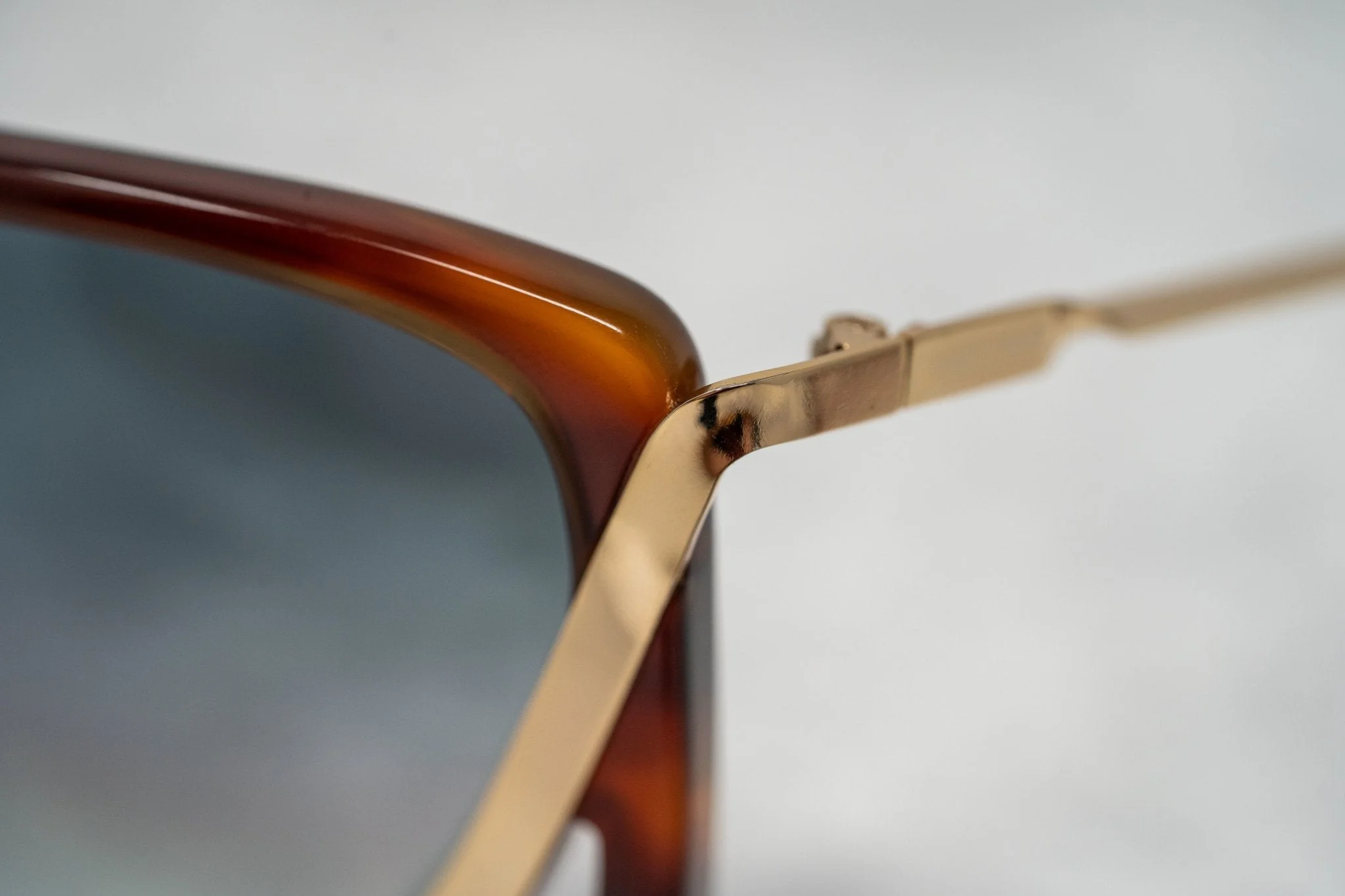 Prabal Gurung Sunglasses Rectangular Tortoise Shell and Grey - Image 7