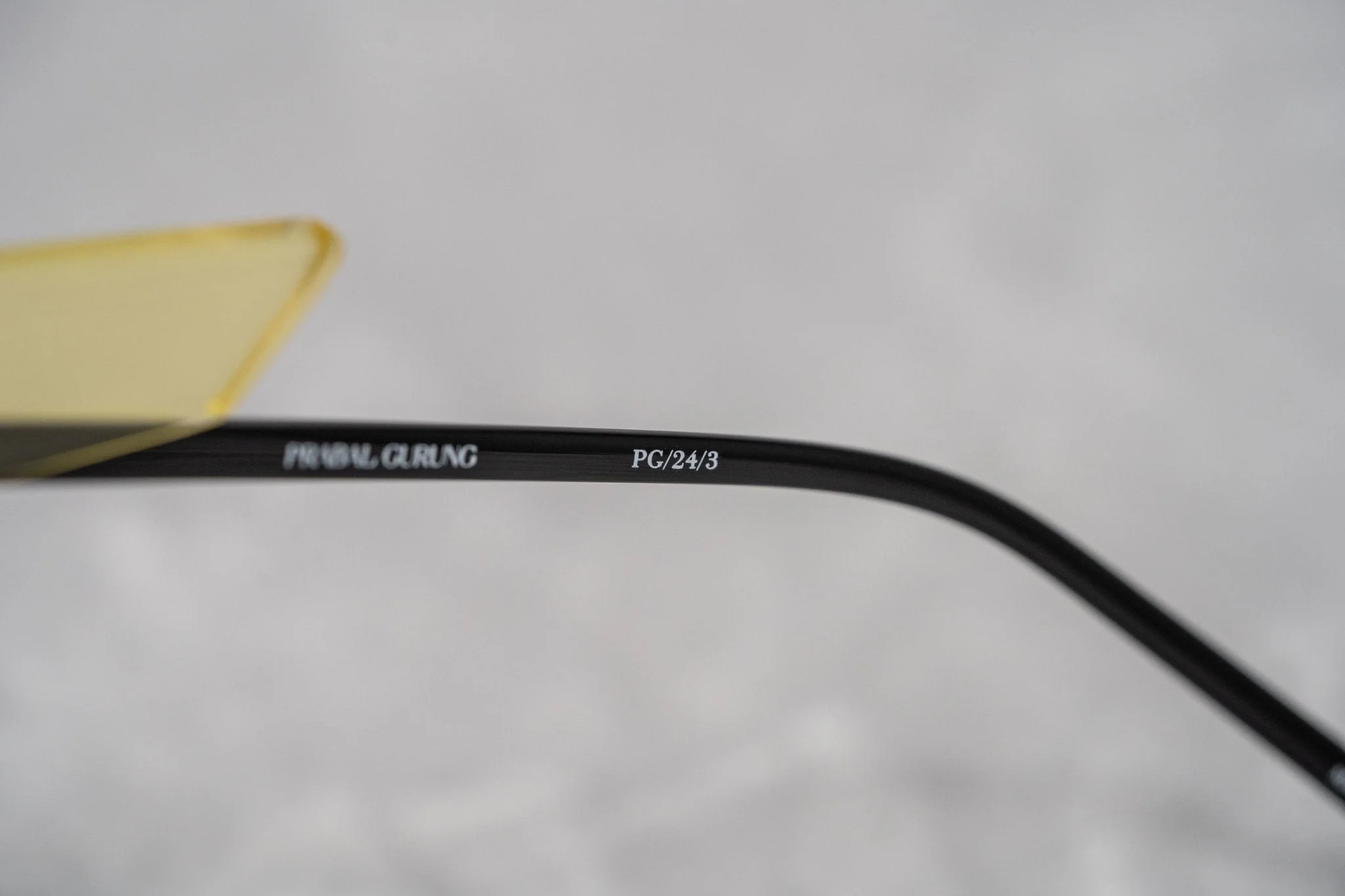 Prabal Gurung Sunglasses Round Ivory and Grey - Image 9