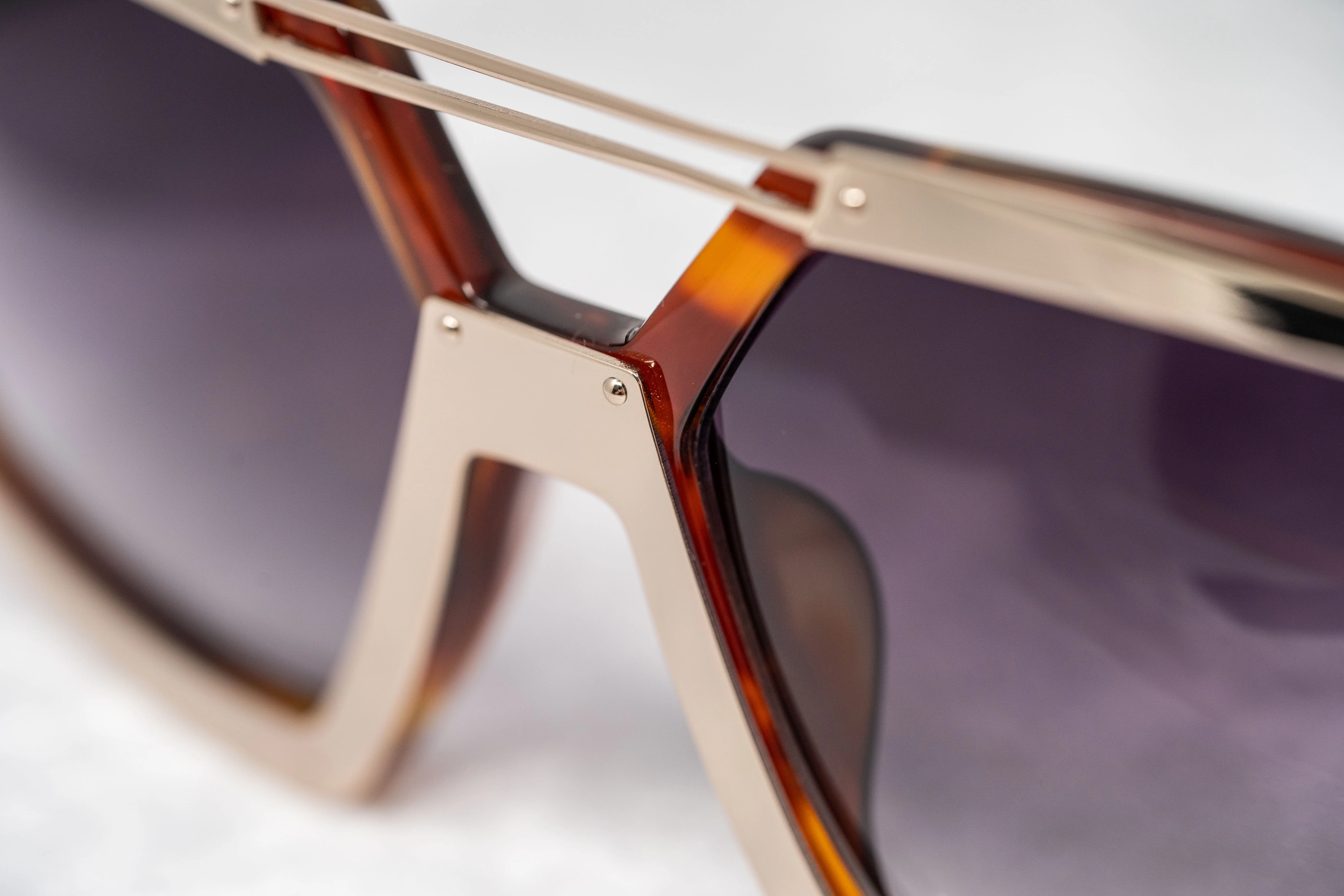Prabal Gurung Women's Sunglasses Rectangular Brown Gold - Image 7