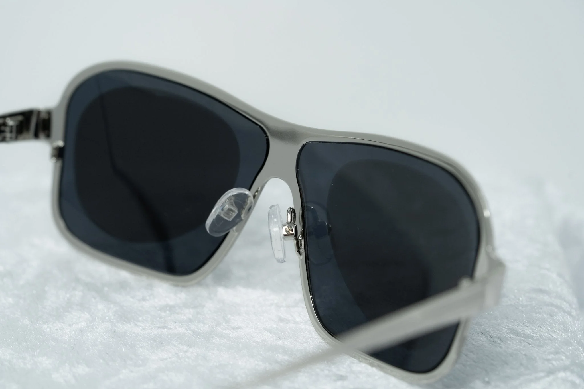 Raf Simons Sunglasses Size Extra Small Rectangular Silver and Grey - Image 9