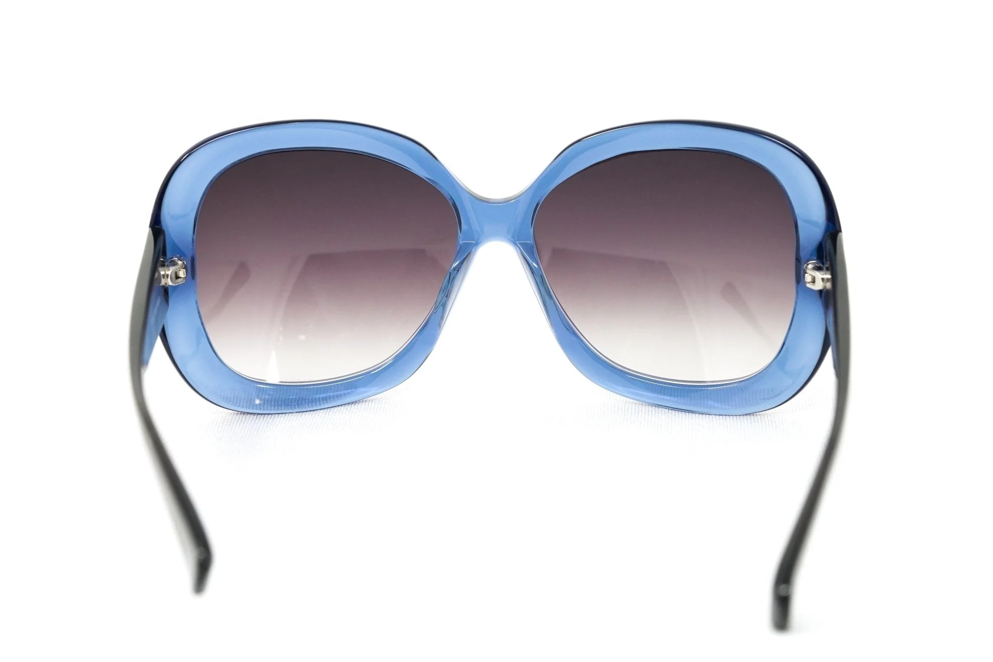 Rue De Mail Sunglasses Oversized Blue and Grey - Image 4