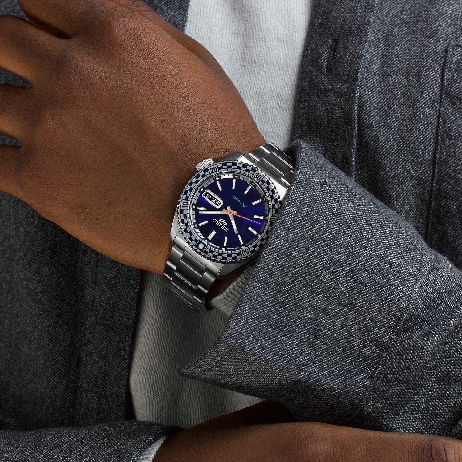 Seiko 5 Sports Men's Petrol Blue Checker Flag Special Edition - Image 5