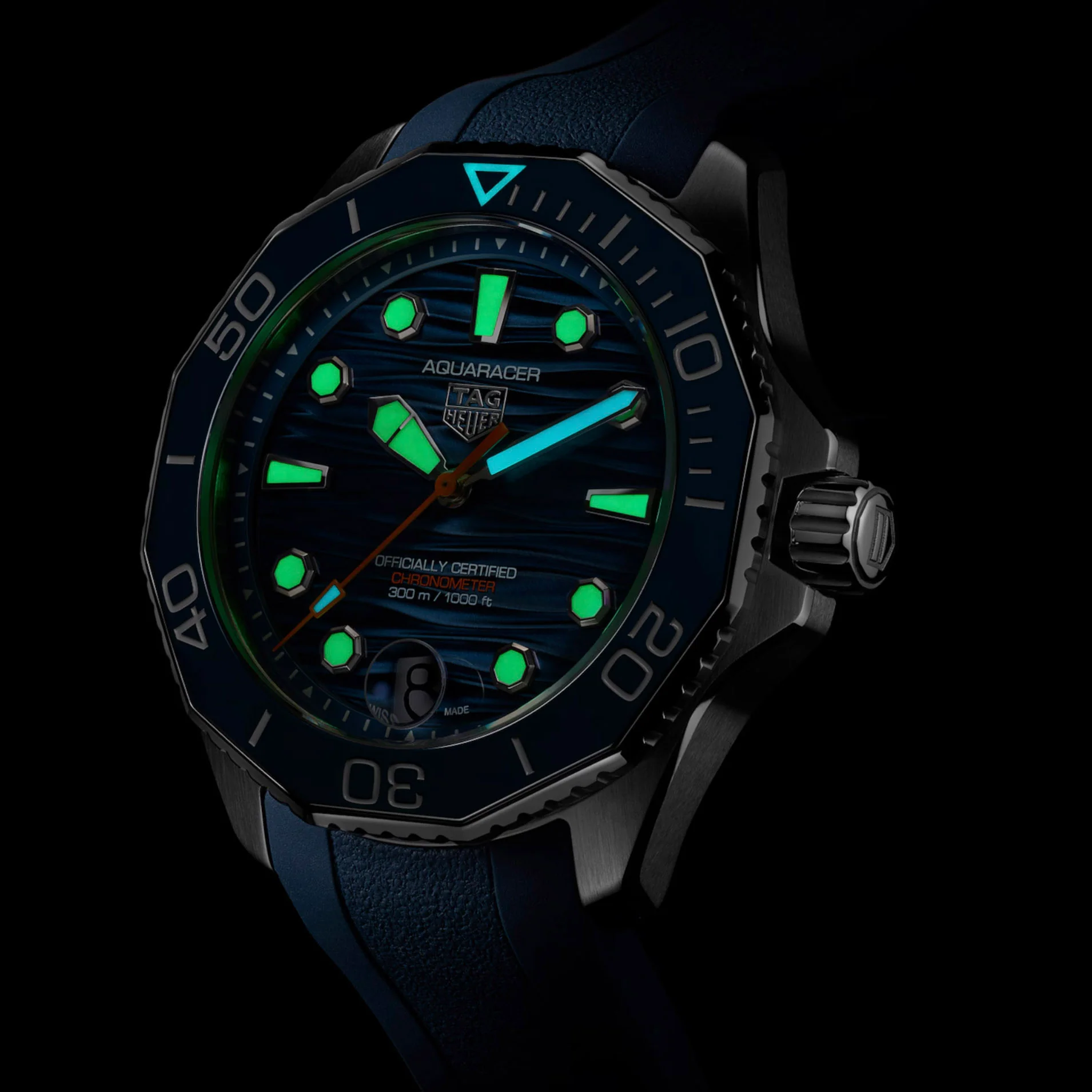 TAG Heuer Aquaracer Professional 300 Date Men’s Blue Rubber Automatic Watch - Image 5