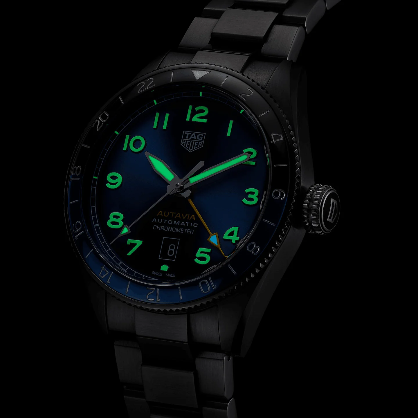 TAG Heuer Autavia Men's Blue GMT COSC Automatic Watch - Image 6