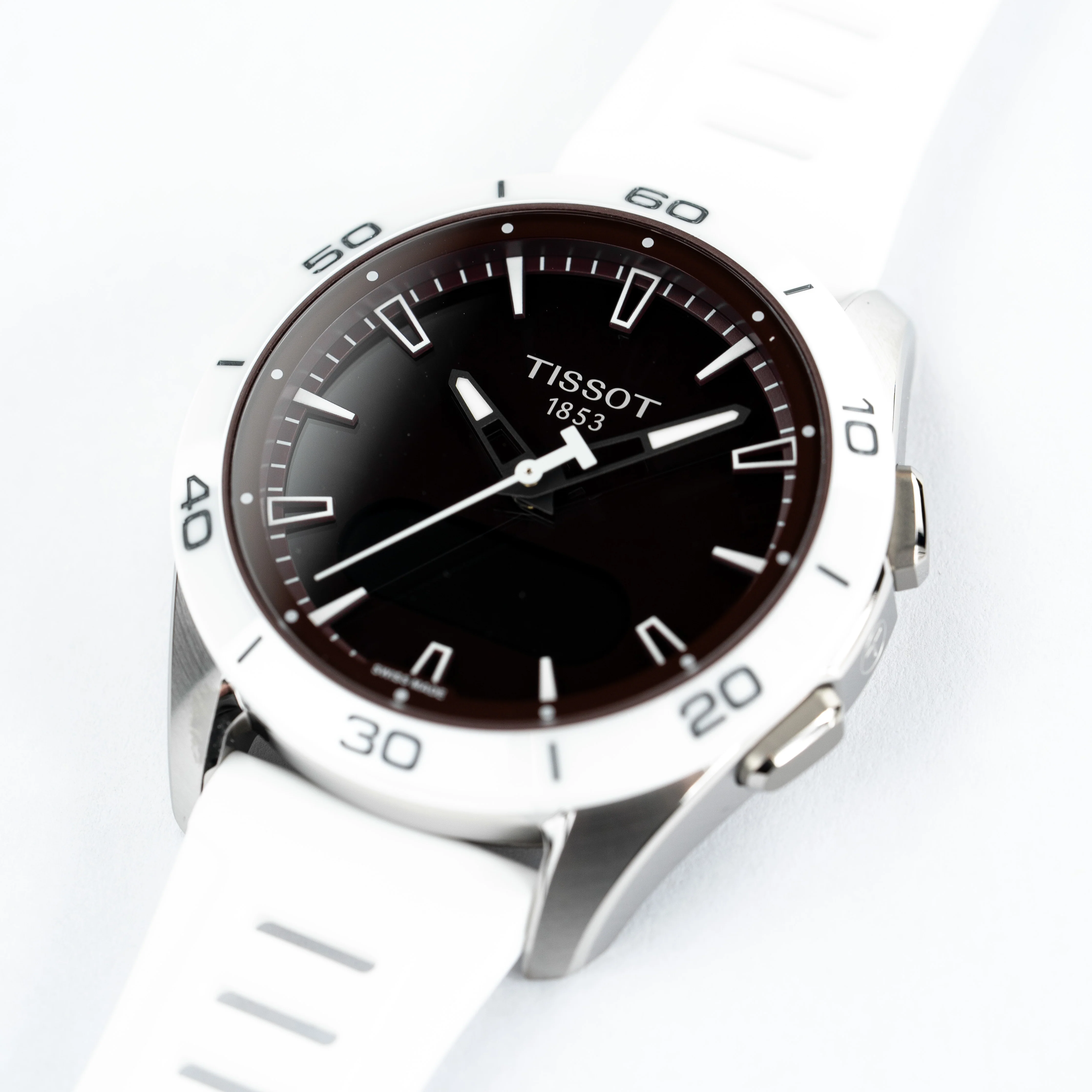 Tissot T-Touch Connect Sport Unisex White Watch - Image 3