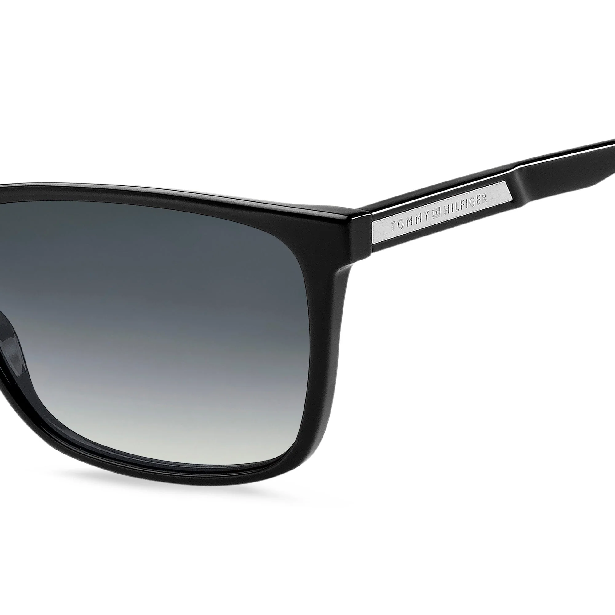 Tommy Hilfiger TH 1547/S 807 579O (TH15)Unisex Black Sunglasses - Image 3