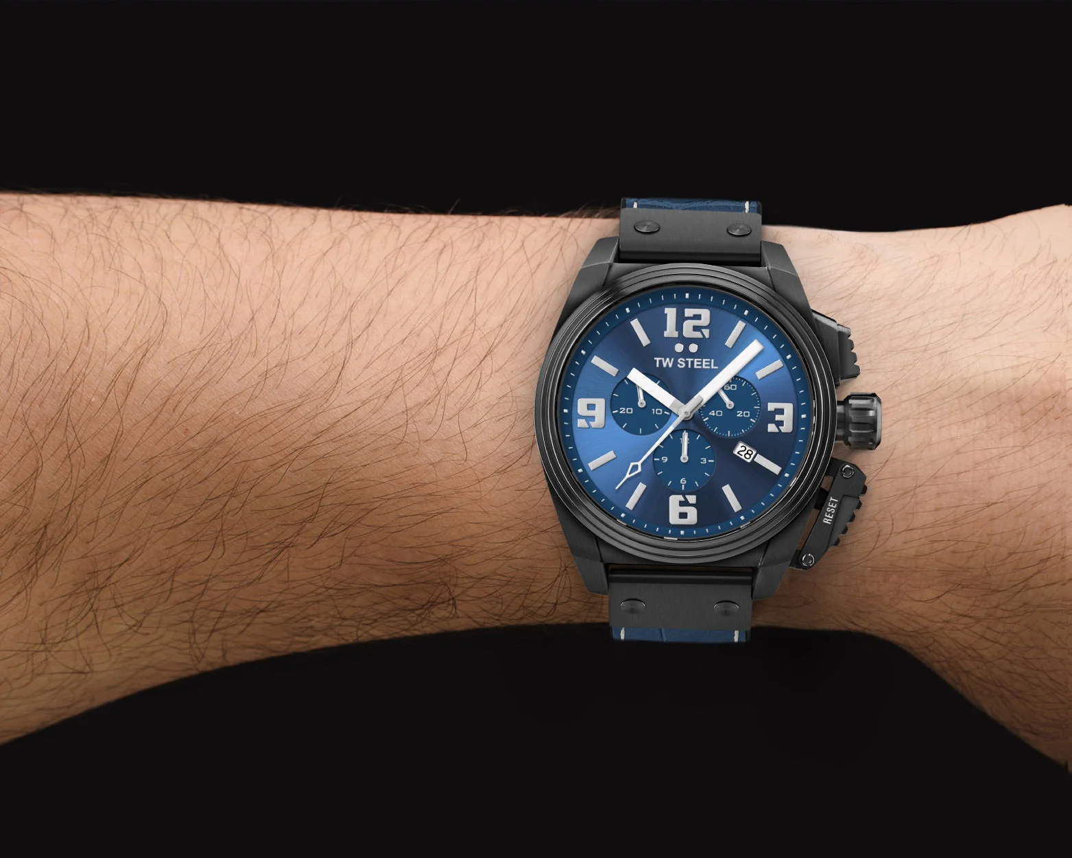 TW Steel Blue Canteen Limited Edition Men's Blue Watch - Image 5