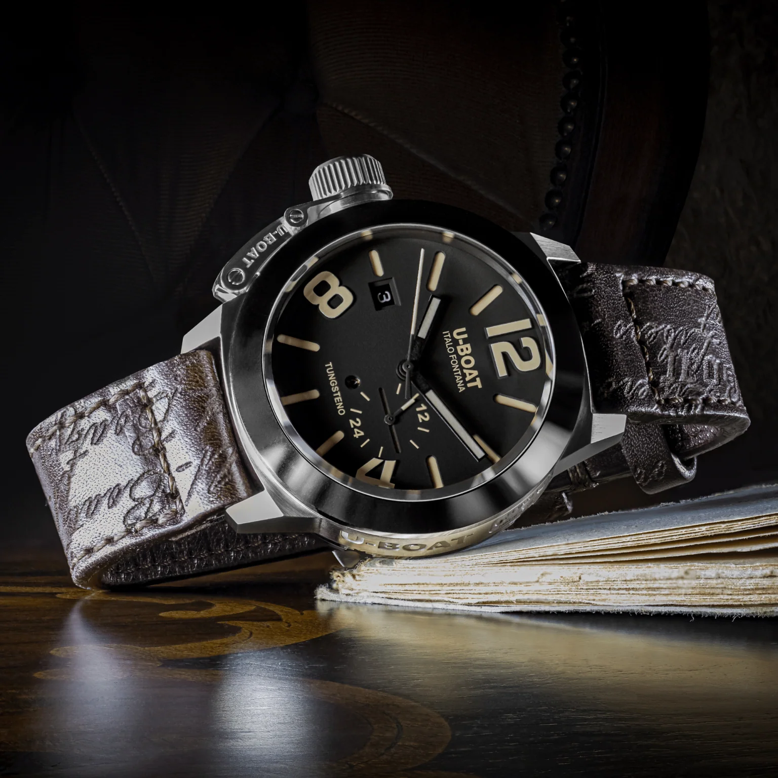 U-Boat Classico 42 Tungsten Men’s Black Watch - Image 4