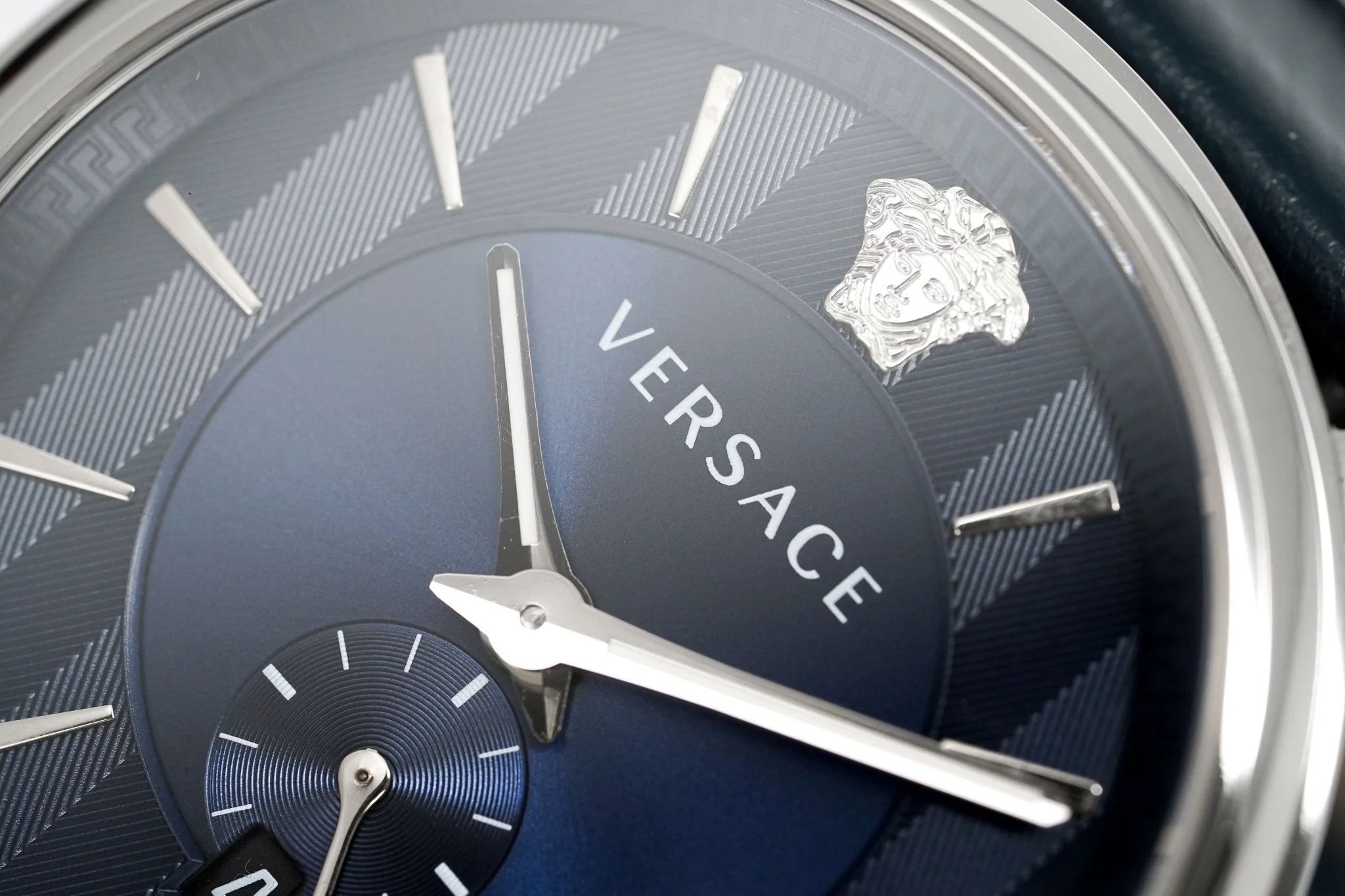 Versace Men's Watch V-Circle Small Seconds Blue - Image 12