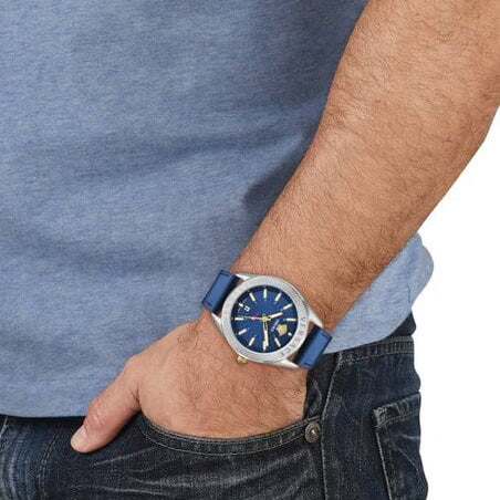 Versace V-Code GMT Men’s Blue Quartz Watch - Image 3