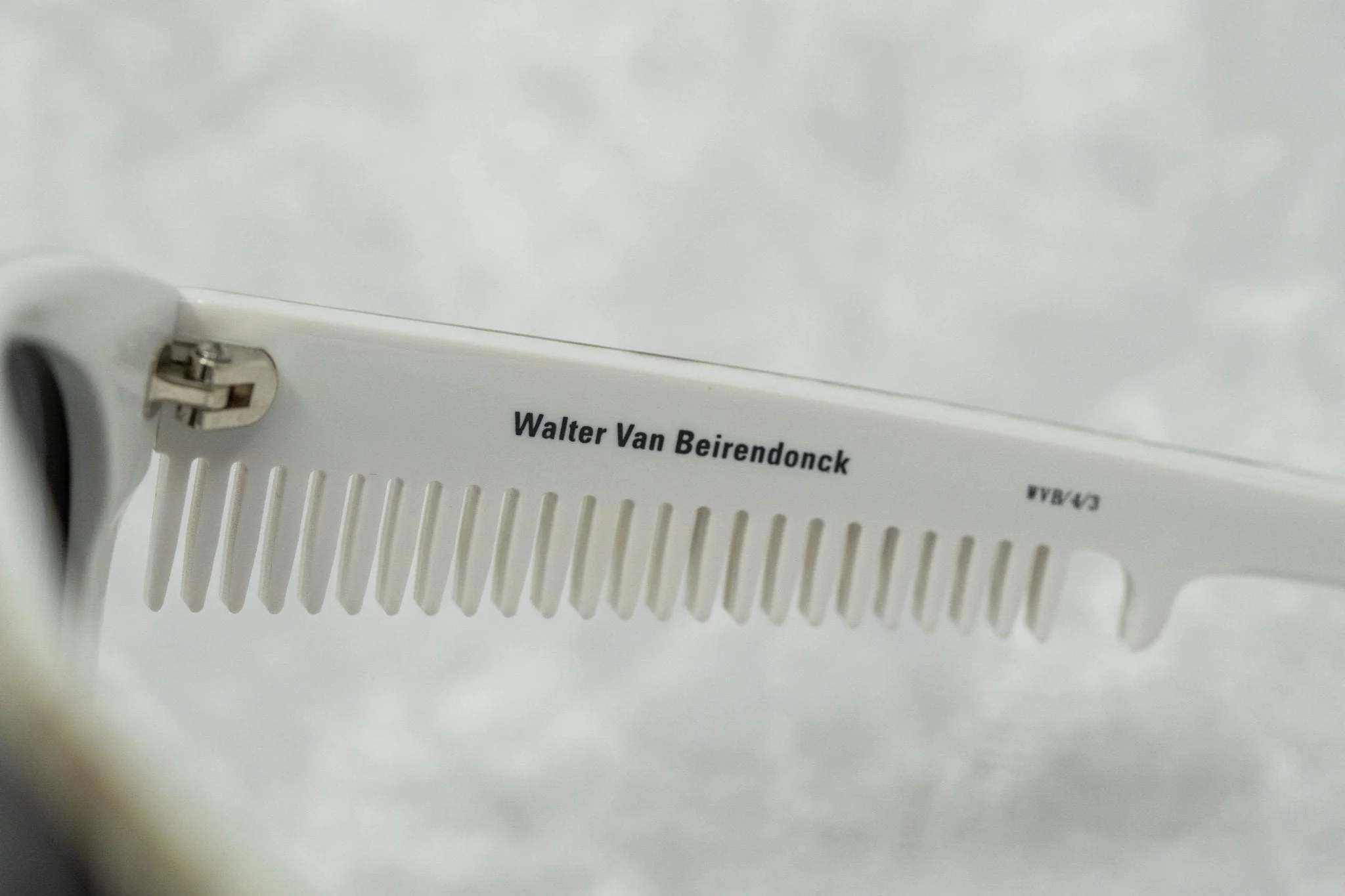 Walter Van Beirendonck Men's Sunglasses Grey - Image 9