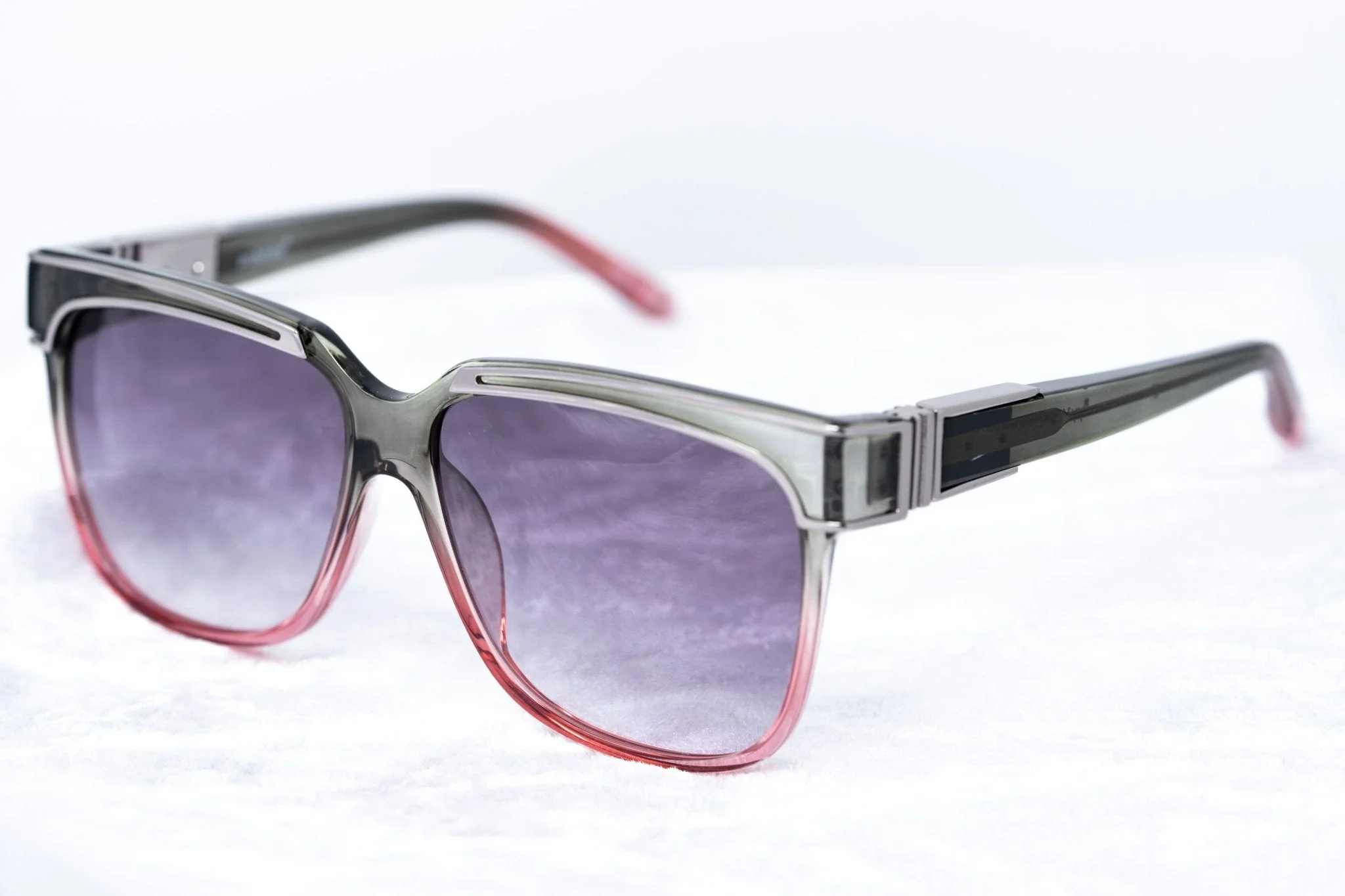 Yohji Yamamoto Sunglasses Rectangular Pink and Purple - Image 4