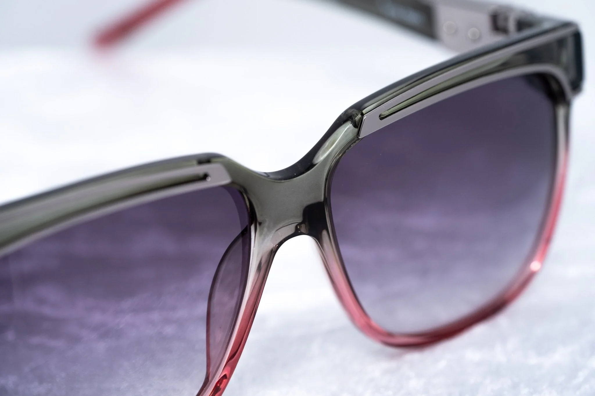 Yohji Yamamoto Sunglasses Rectangular Pink and Purple - Image 7